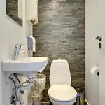 22-bedroom In Henne Semesterbostad