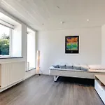 22-bedroom In Henne *