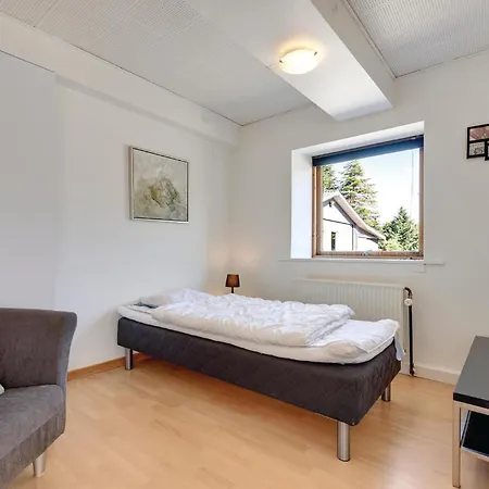 22-bedroom In Henne Дом отдыха *