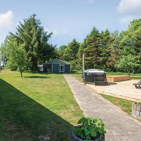 22-bedroom In Henne