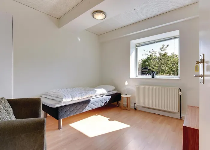 22-bedroom In Henne