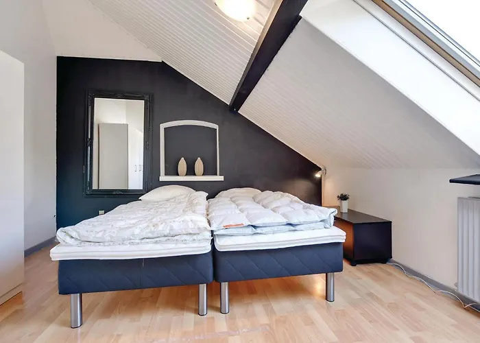 Holiday home 22-bedroom In Henne Henne Strand