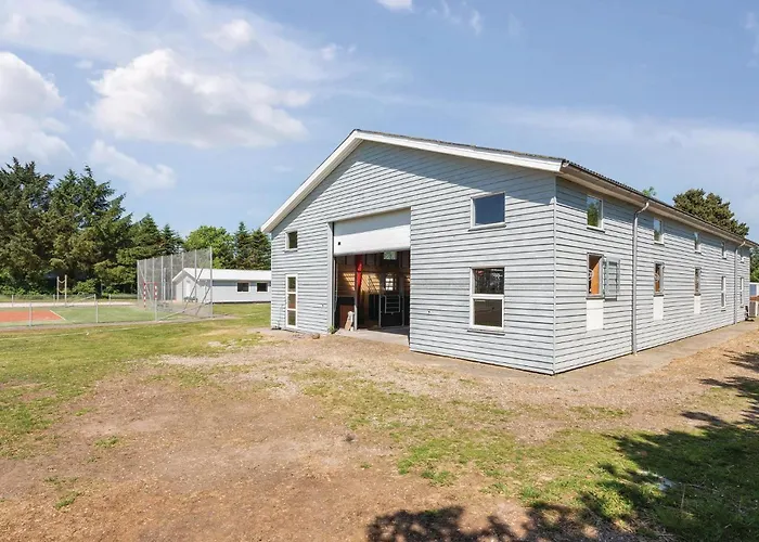 22-bedroom In Henne