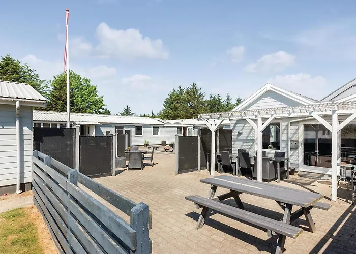 22-bedroom In Henne * Henne Strand